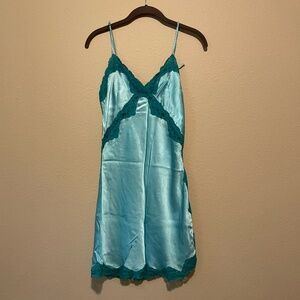 Mary Green Chemise
